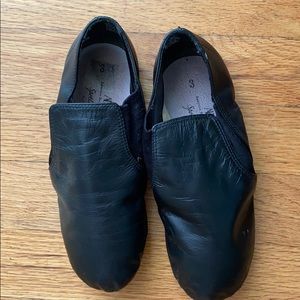American Ballet Theatre sz 3 EUC jazz shoes!